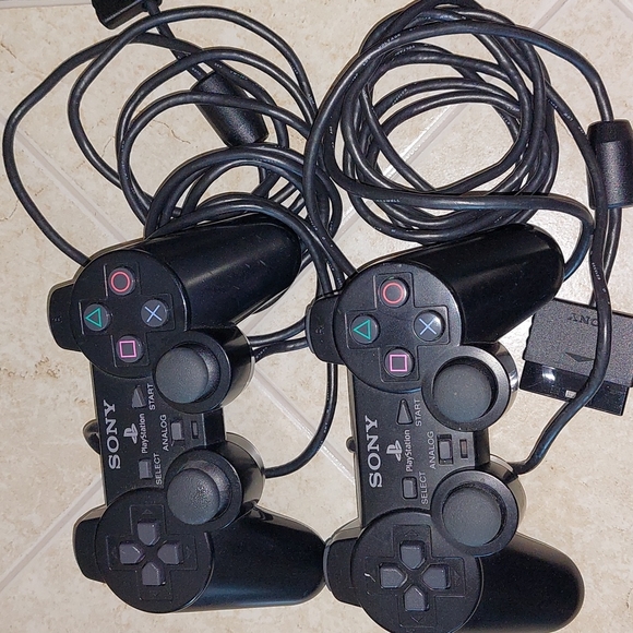 This is already SOLD. SONY PlayStation 2 Slim Console with all cables included. - Picture 3 of 7